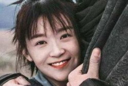 王鹤棣宋伊人最新爆料,甜蜜互动引粉丝热议